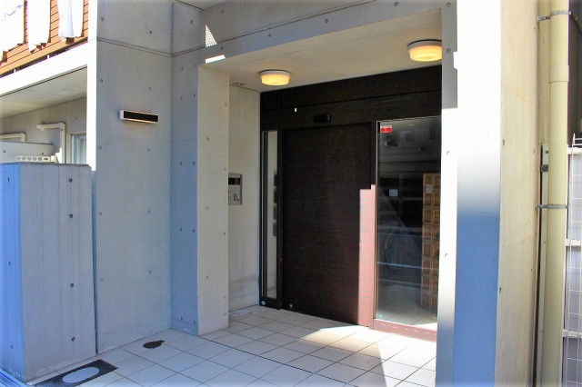 BG新深江のエントランス