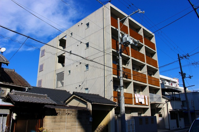 BG新深江の外観