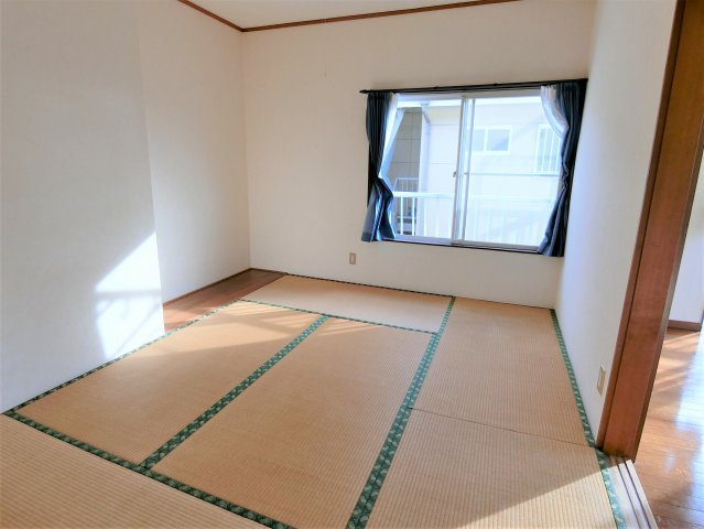 ハウスMTの和室