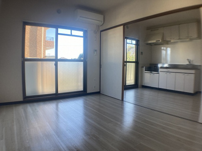 【居間・リビング】 | ラ・リヴィエールⅢ