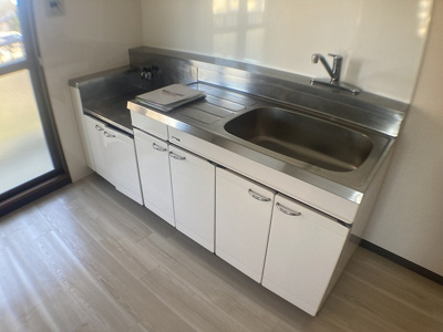 【キッチン】 | ラ・リヴィエールⅢ