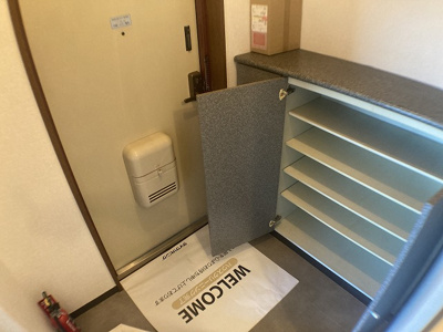 【玄関】 | ラ・リヴィエールⅢ