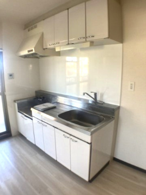 【キッチン】 | ラ・リヴィエールⅢ