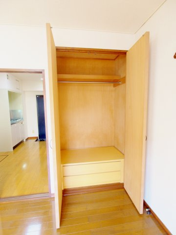 サンライズ鶴江Aの収納