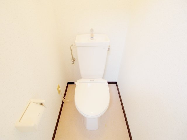 サンライズ鶴江Aのトイレ