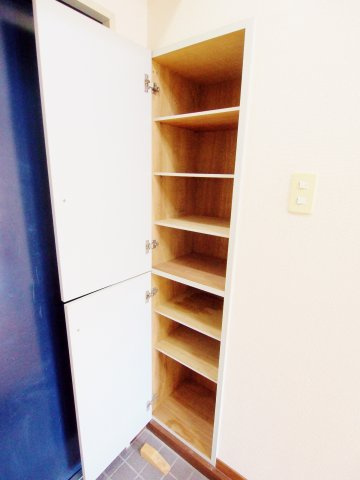 サンライズ鶴江Aの収納