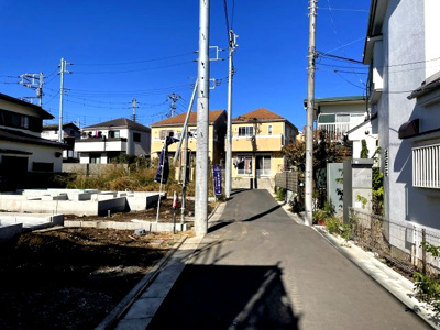 【前面道路含む現地写真】 | 仲介手数料無料　府中市天神町4丁目新築戸建て2棟　2号棟