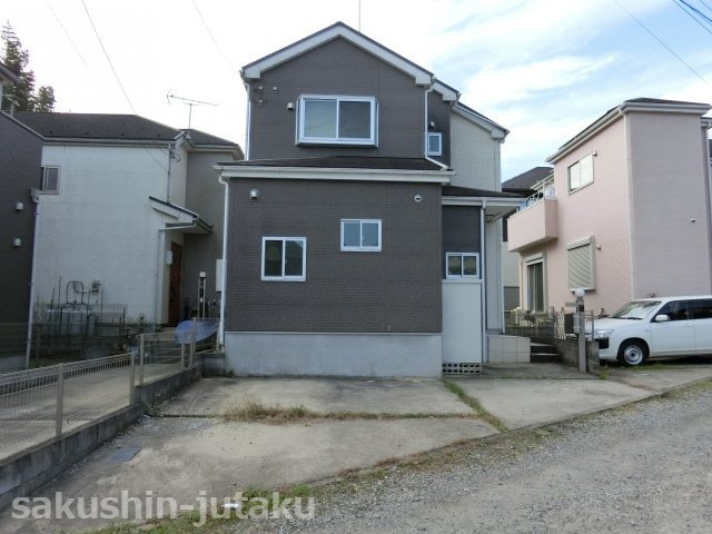 長作町　中古戸建の外観|長作町　リフォーム住宅　土地３９．９坪　平成２４年建築　公道面