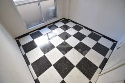 【内装】 | ウインズビル | ゆったり過ごせるリビングです