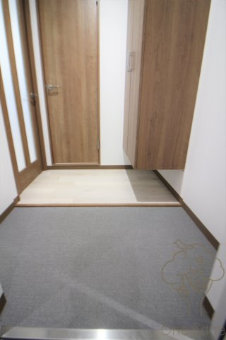 フィユフラッツ大阪ノースの玄関