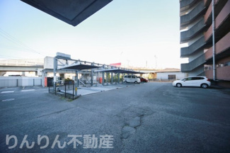 【駐車場】
