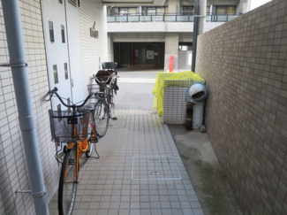 【エントランス】