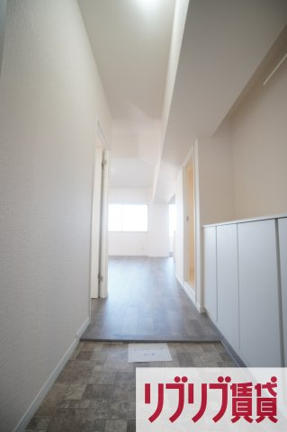 白樺フラッツの玄関