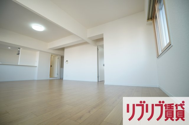 白樺フラッツの居間・リビング