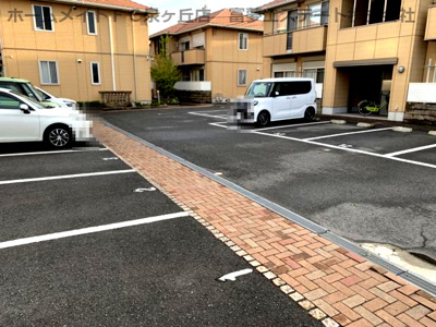 【駐車場】 | カーサ　ミーアC