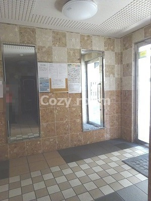 【ロビー】 | メゾン・ド・ボヌール | 建物の内部です