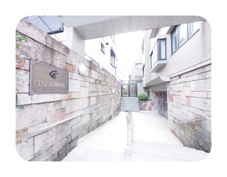 【エントランス】 | 建物の内部です