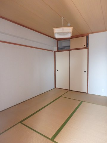 亀山ビル100の内装