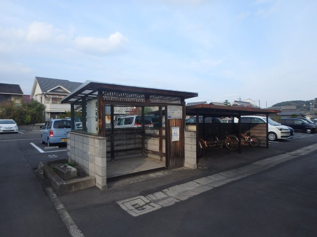 亀山ビル100のその他共用部分|ゴミステーション