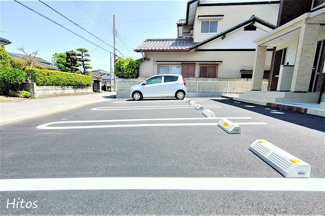 【駐車場】