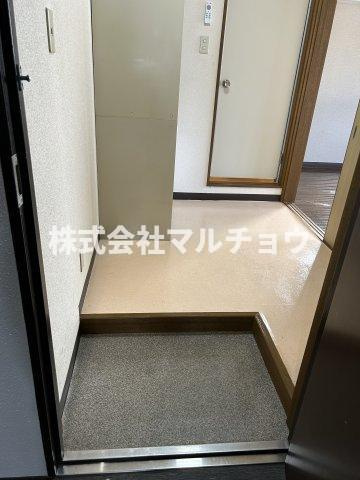 恵ハイツの玄関|シンプルで使いやすい玄関です