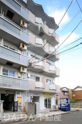 【外観】 | アーバンα | 外観は落ち着いています