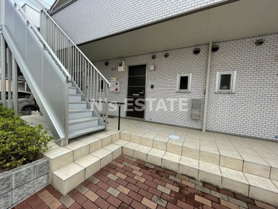 【エントランス】 | ジュネスブレジオ鷹取