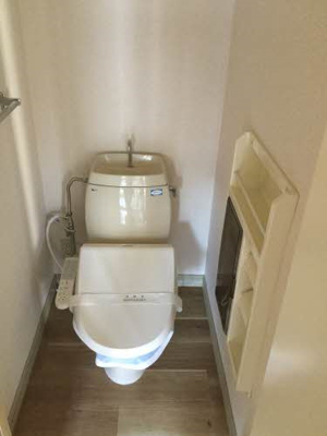 【トイレ】 | ハイツ池田Ｄ | 落ち着いた色調のトイレです