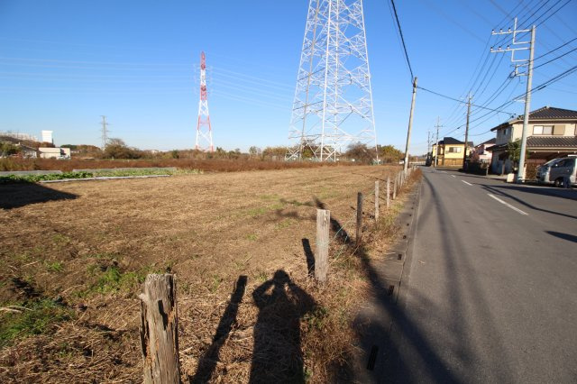 坂戸市多和目　建築条件なし売地　東武越生線『川角駅』徒歩24分　【城山小学区】の外観