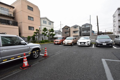 【駐車場】 | ネオコーポ生麦 | 平置き駐車場です。