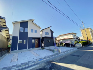 【前面道路含む現地写真】