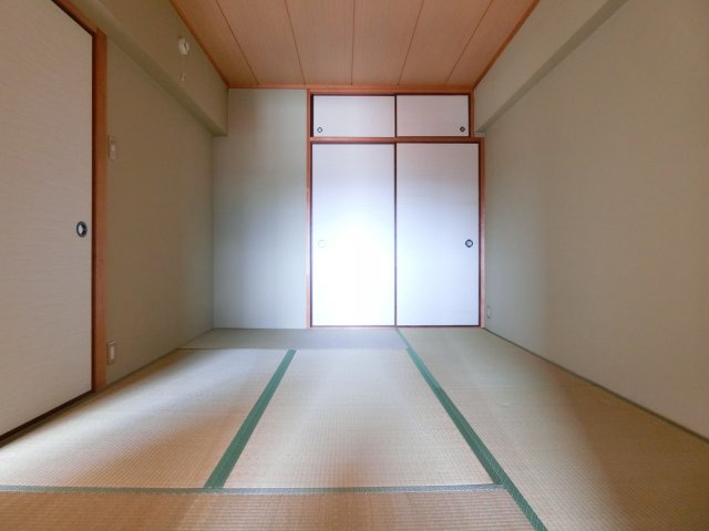 セルサス和泉の和室