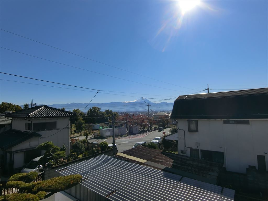 甲斐市牛句富士山が眺望の高台住宅　ガレージ付きの展望