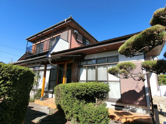 甲斐市牛句富士山が眺望の高台住宅　ガレージ付きの外観パース
