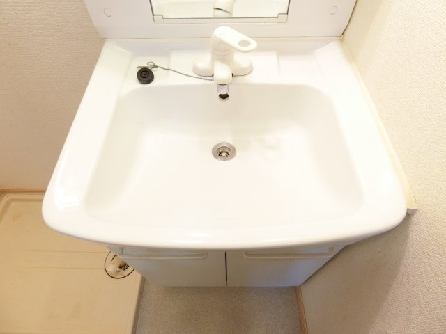 シャンブル21の独立洗面台
