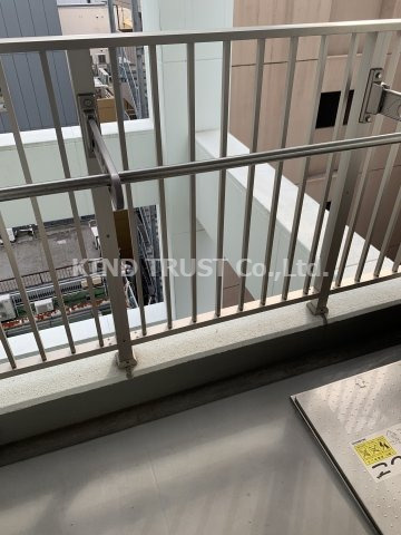 ひふみ苑天満橋のバルコニー