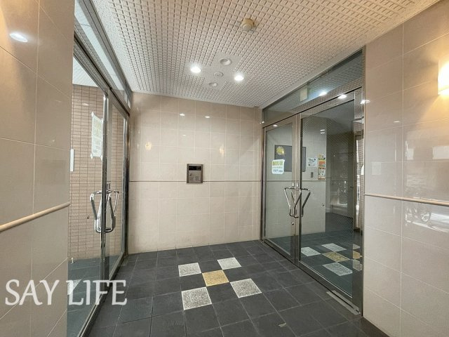 M'プラザ布施駅前のエントランス