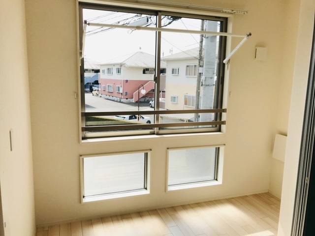 上益城郡益城町大字広崎のアパートのバルコニー