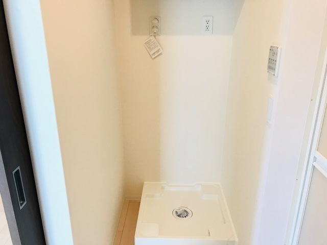 上益城郡益城町大字広崎のアパートの洗面所