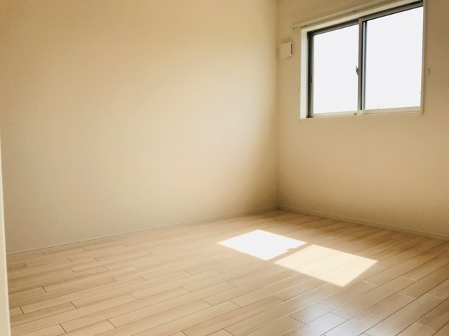 上益城郡益城町大字広崎のアパートの洋室