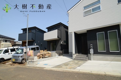 【前面道路含む現地写真】 | 海老名市国分南2丁目　新築戸建て　 全２棟　【仲介手数料無料】 | 宅地建物取引士による不動産のご説明・現地のご案内、住宅金融普及協会住宅ローンアドバイザーが住宅ローンのアドバイスから融資実行までのお手伝いをしっかりサポートします♪