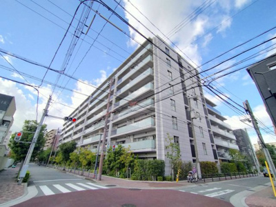 【外観】 | プラウド関目 | ◎京阪本線『関目駅』徒歩5分！！駅近好立地
◎3ＷＡＹ沿線利用可能な交通至便な立地です。
◎周辺施設充実で生活至便な環境です。
