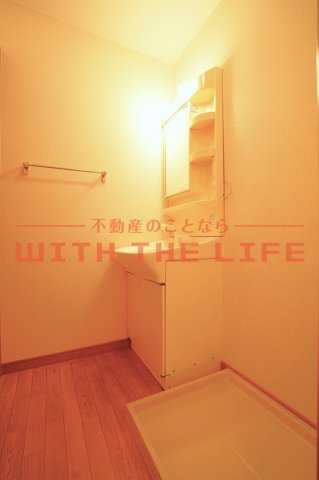 アネックス安武【10,000円キャッシュバック対象物件】の洗面所|忙しい朝には欠かせない洗面所です