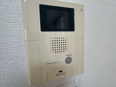 【セキュリティ】 | クロシェットノエル二子 | 防犯対策に有効なカメラ付きインターホン！突然の来客にもバッチリ対応できちゃいます