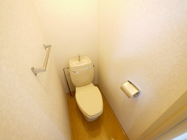 メゾン河合Bのトイレ|シンプルで使いやすいトイレです