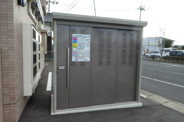 サンテメゾンⅢのその他共用部分|敷地内ゴミST