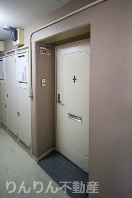 【玄関】 | 山城ロイヤルハイツ | 毎日通る玄関はこちらです