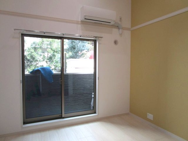 熊本市中央区水前寺６丁目のアパートの居間・リビング