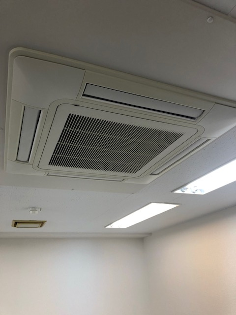 成田ビルの設備