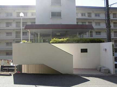 【外観】 | イトーピア己斐マンション | 【2020年5月リフォーム工事完了 !】
とてもキレイなお部屋となっています !
間取図では分からない広さや明るさ，資料には
記載されていない情報があります。
ぜひ、現地を見られる事をお勧めいたします